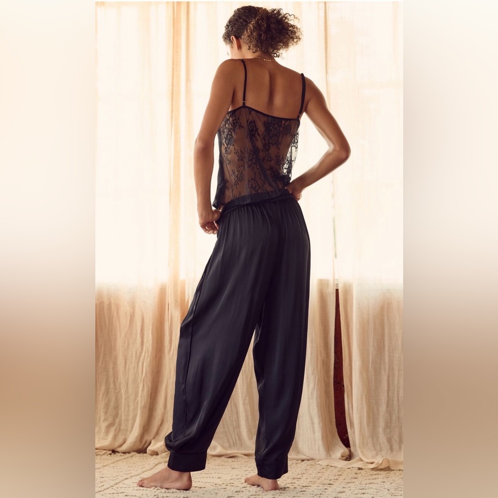 By Anthropologie Silky Slouchy Lounge Pants - Picture 2 of 8